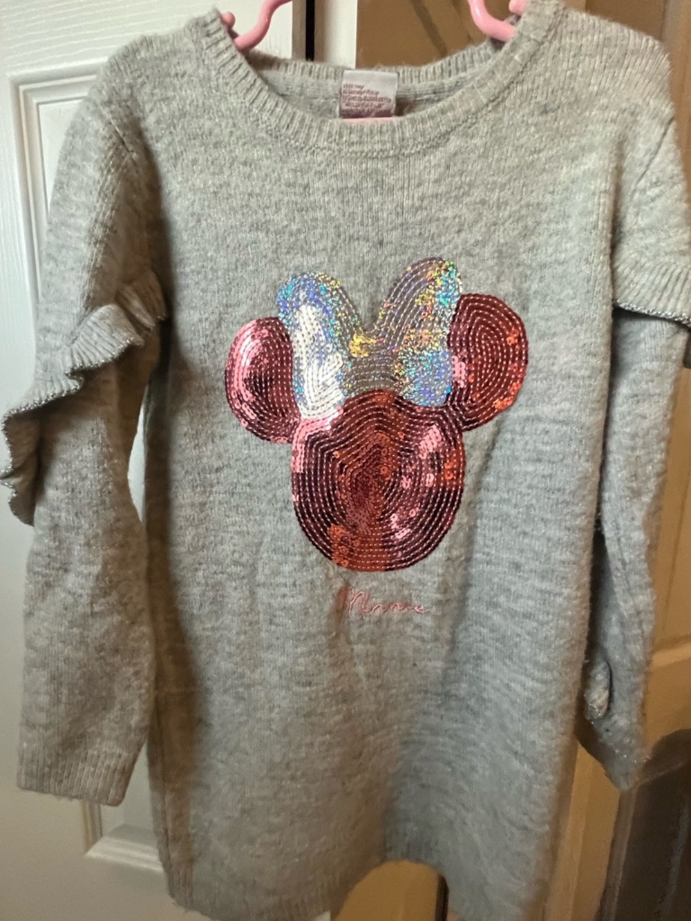 Primark Disney girls Minnie Mouse sequined sweater size 5/6